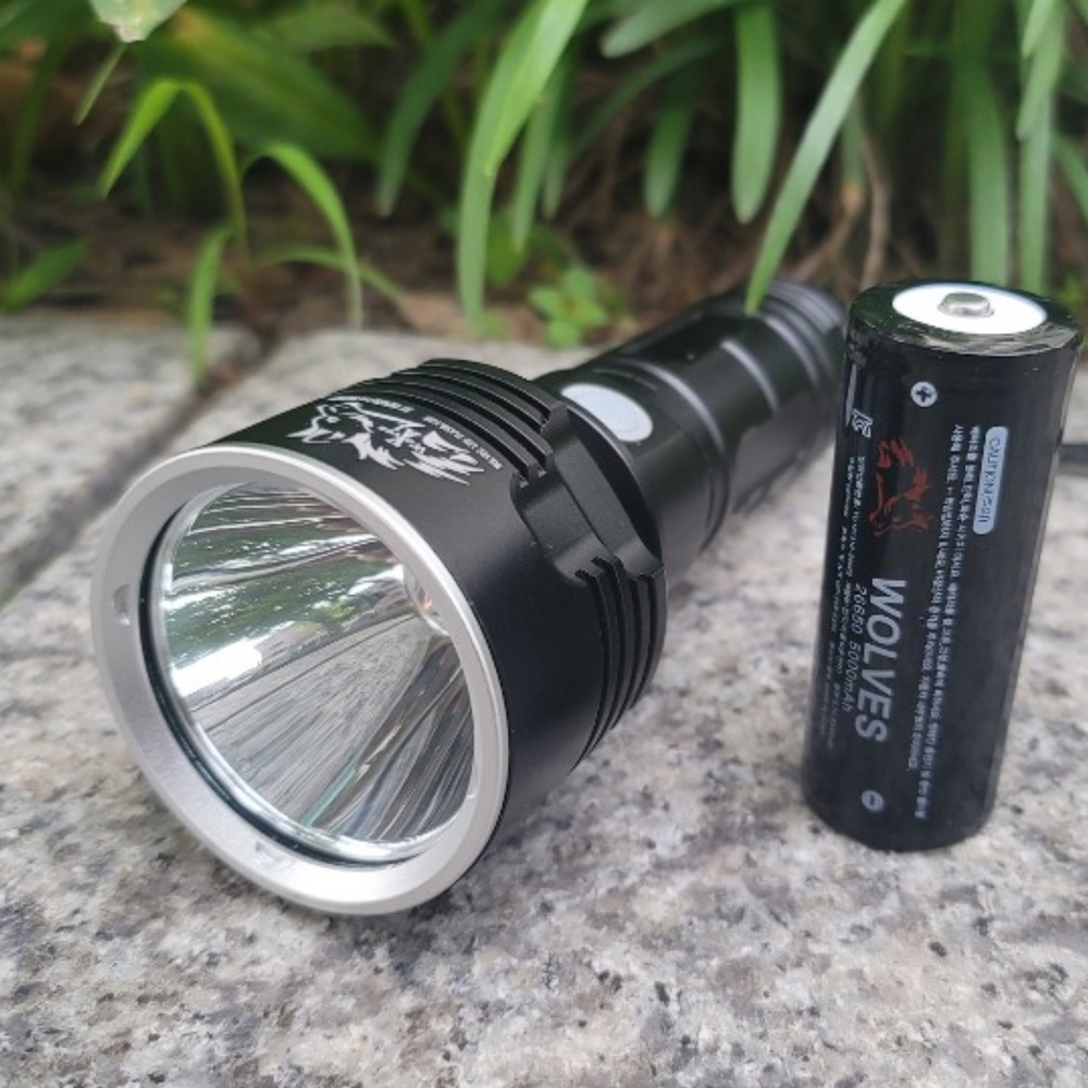 26650배터리 포함 10000루멘 직진성 1000M XHP 초강력 X6 LED랜턴